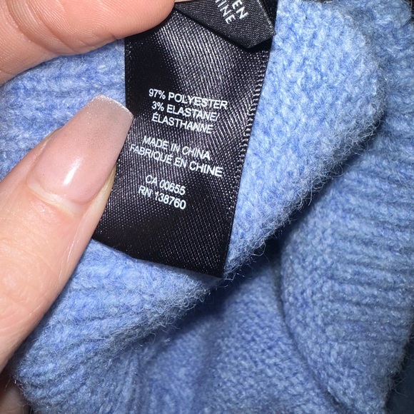 RW&CO scarf and hat - Picture 3 of 5